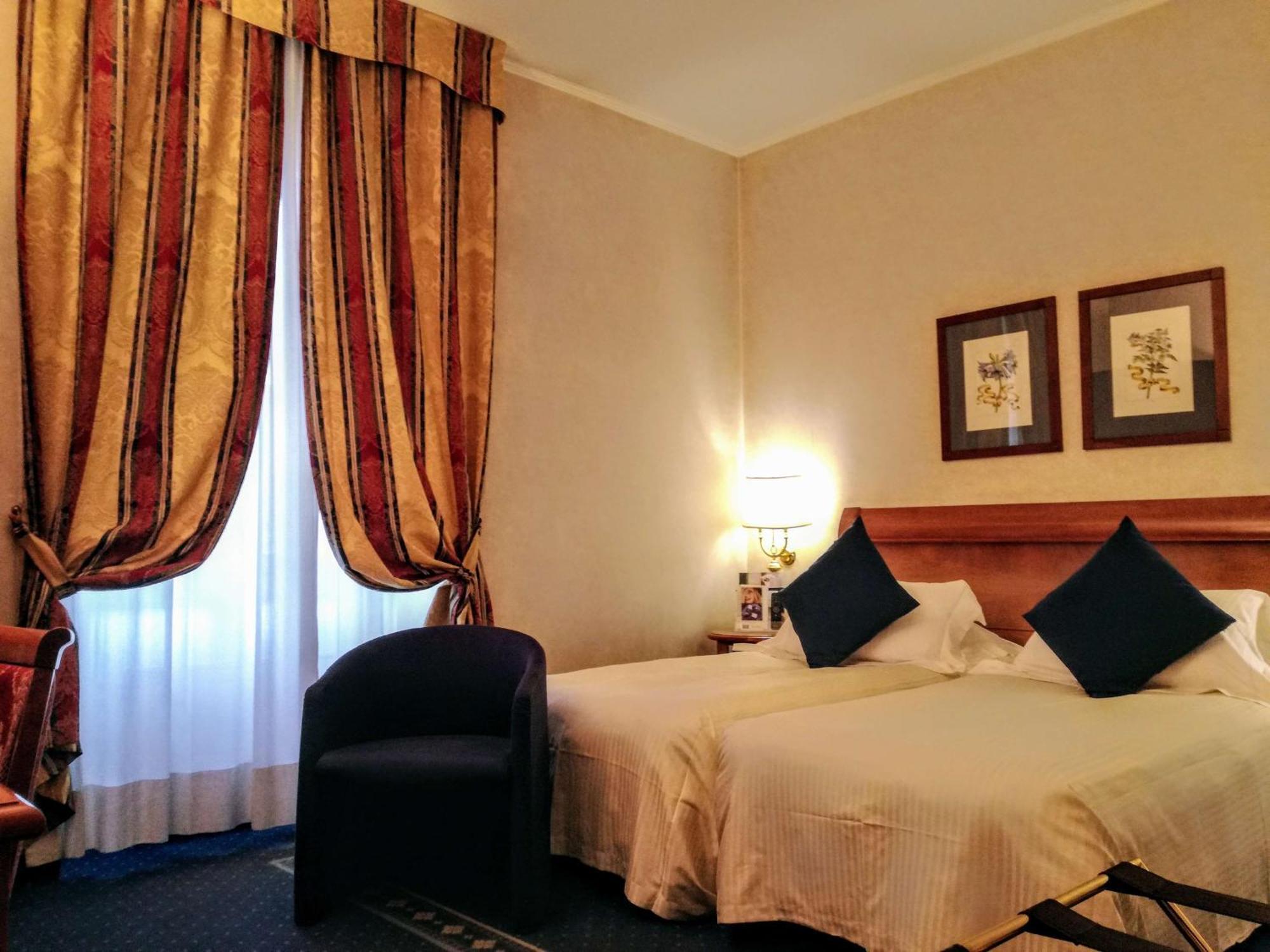 Hotel Cappello D'Oro, BW Signature Collection Бергамо Екстер'єр фото